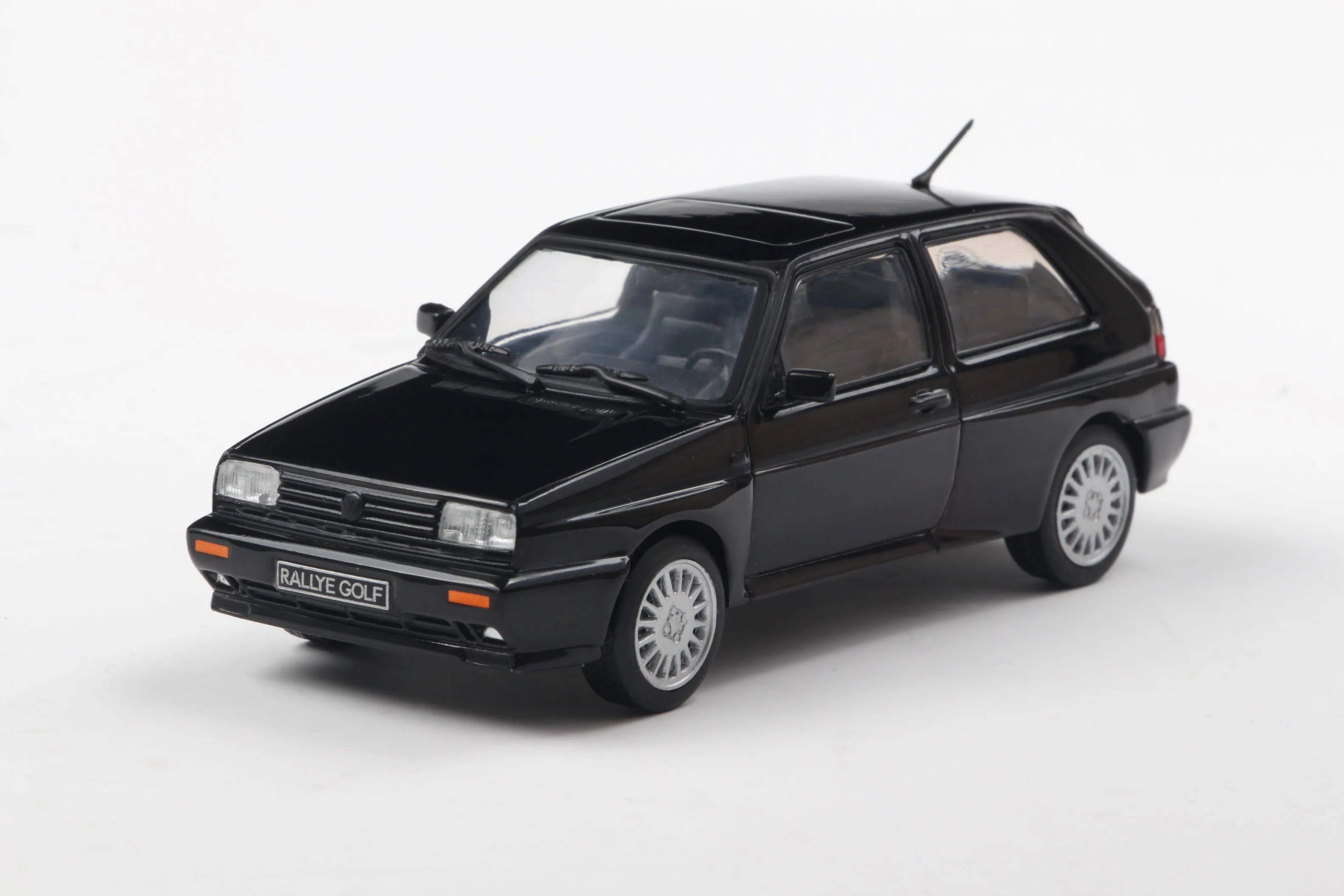 VW Golf Rally MKII - შავი 1989