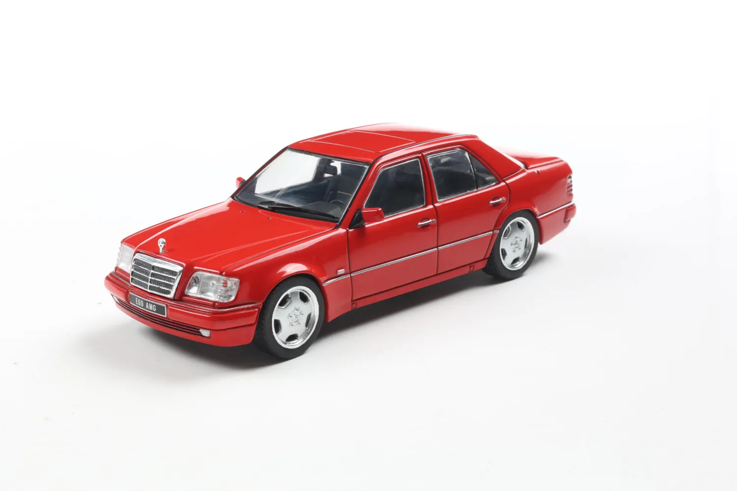 მერსედეს-ბენც W124 E60 AMG – კლასიკური მოდელი