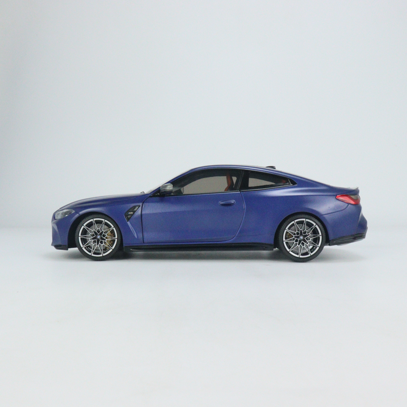 BMW M4 კუპე (G82) ლურჯი ხედი 4