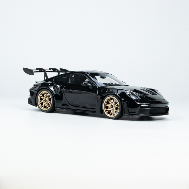 პორშე 911 (992) GT3 RS (2022) შავი ხედი 11