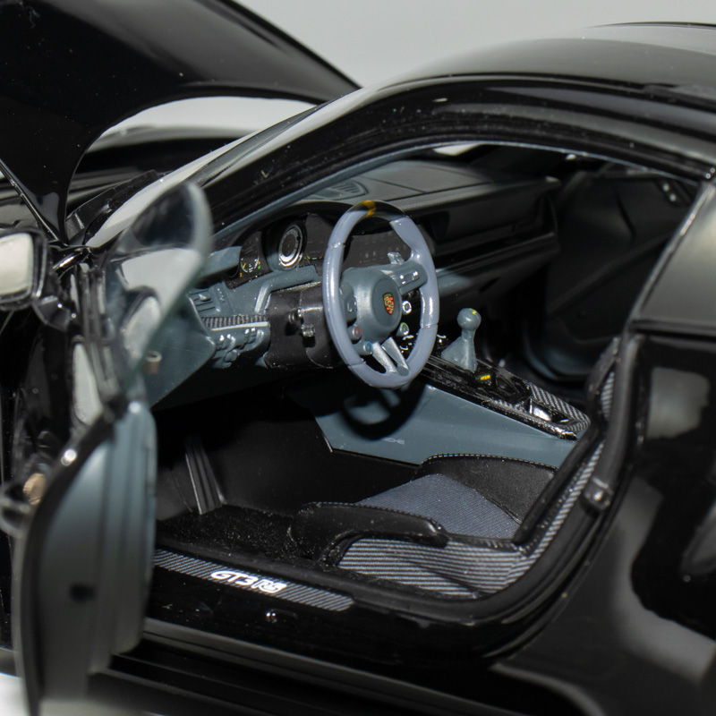 პორშე 911 (992) GT3 RS (2022) შავი ხედი 16