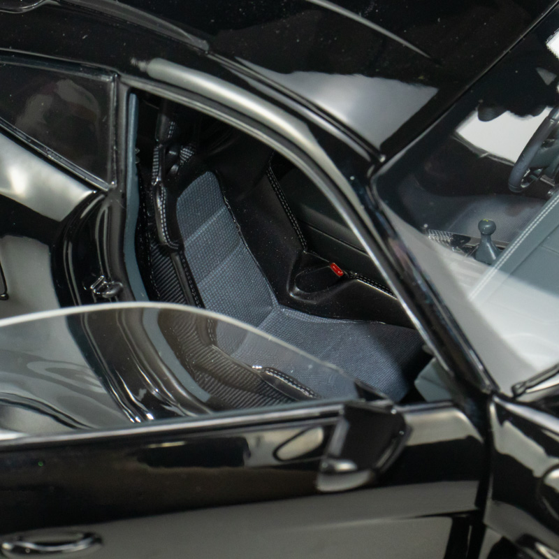 პორშე 911 (992) GT3 RS (2022) შავი ხედი 17