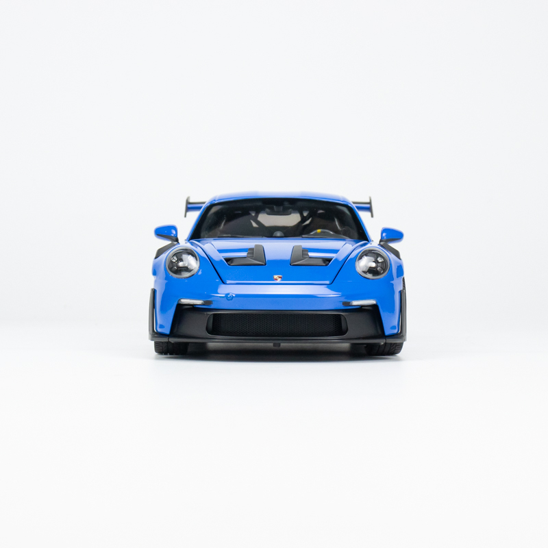 პორშე 911 (992) GT3 RS (2022) ლურჯი ხედი 13