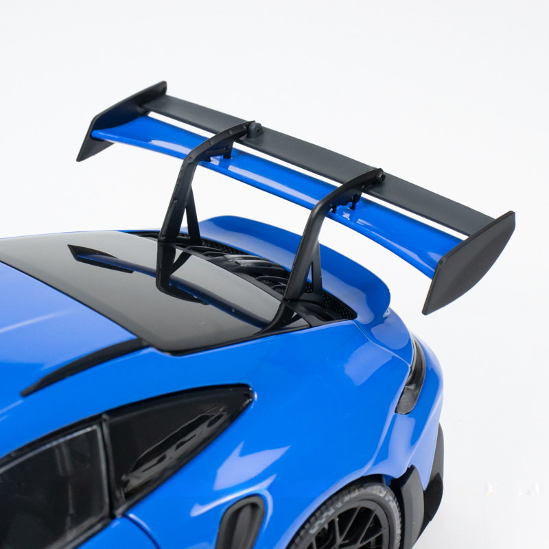 პორშე 911 (992) GT3 RS (2022) ლურჯი ხედი 16