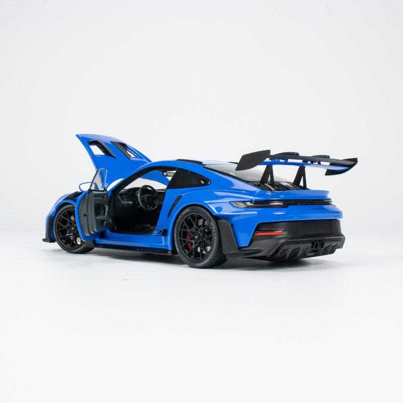 პორშე 911 (992) GT3 RS (2022) ლურჯი ხედი 2