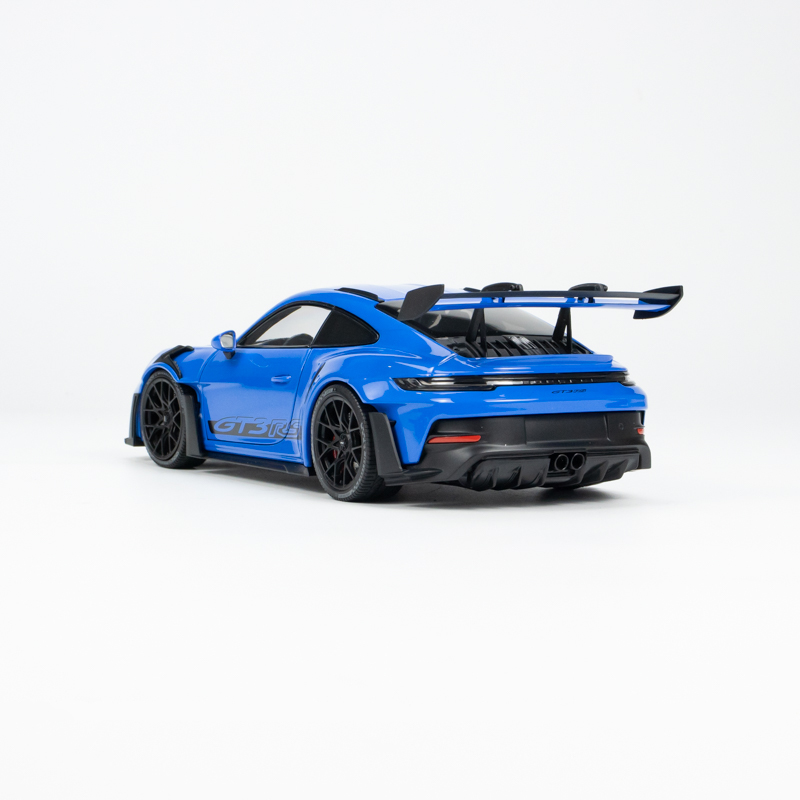 პორშე 911 (992) GT3 RS (2022) ლურჯი ხედი 4