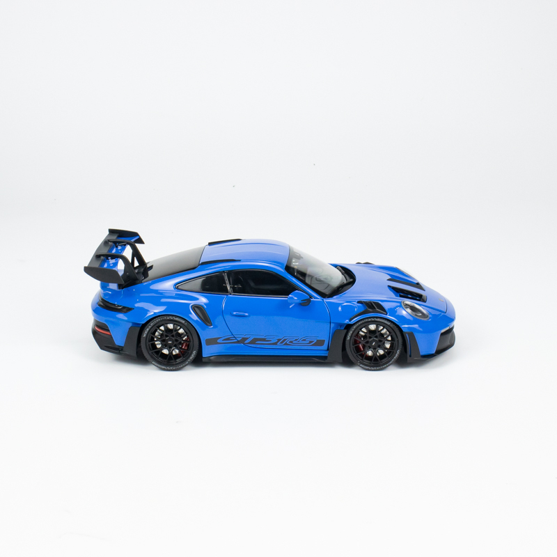 პორშე 911 (992) GT3 RS (2022) ლურჯი ხედი 9