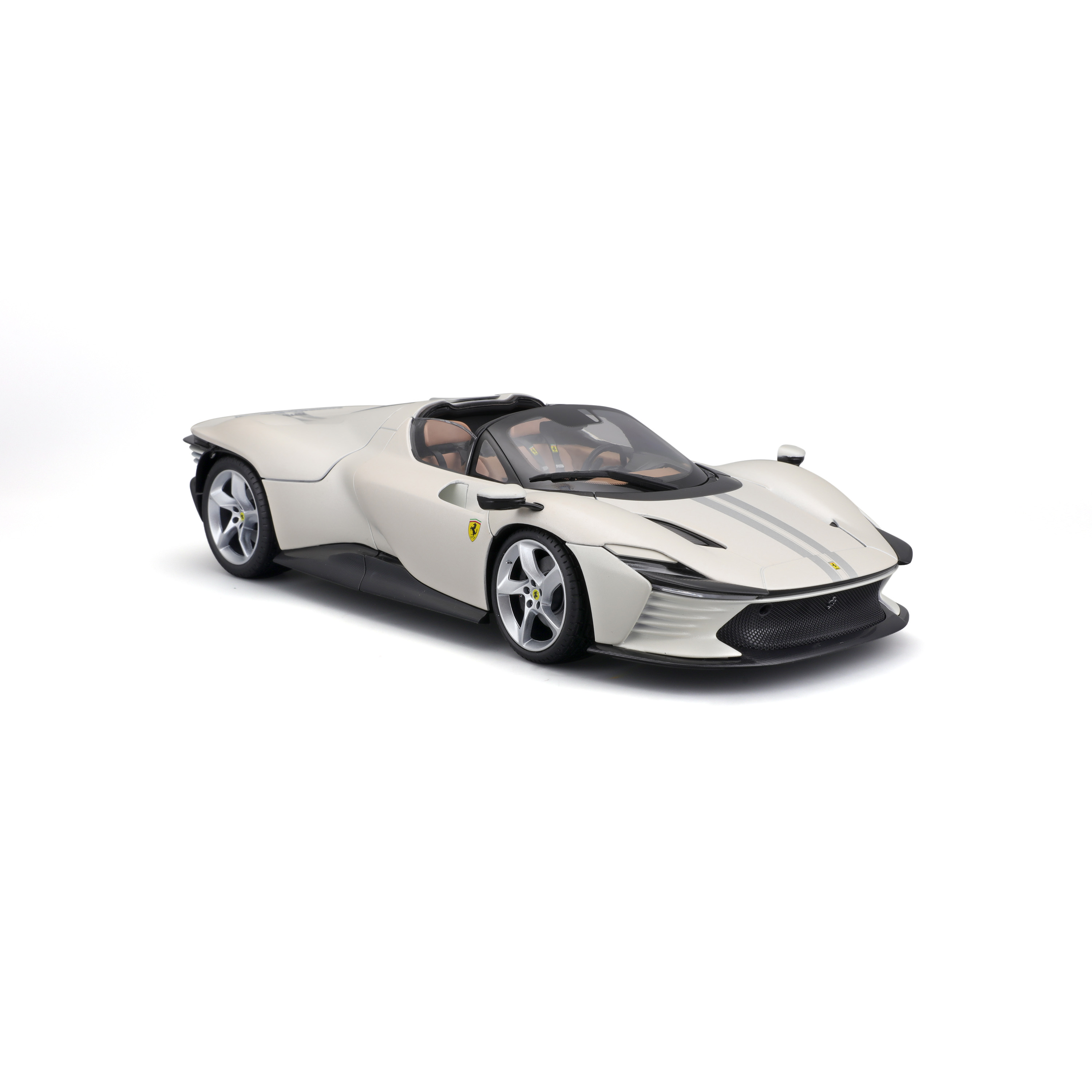 ფერარი Daytona SP3 (თეთრი ლურჯი ზოლით) – ექსკლუზიური მოდელი ხედი 6