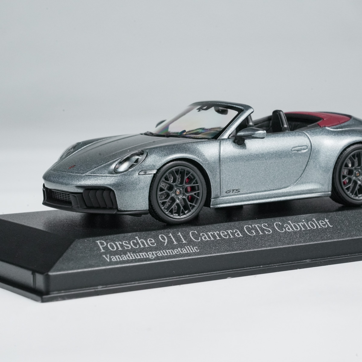პორშე 911 (992.2) Carrera GTS Cabriolet (2024) ნაცრისფერი ხედი 11