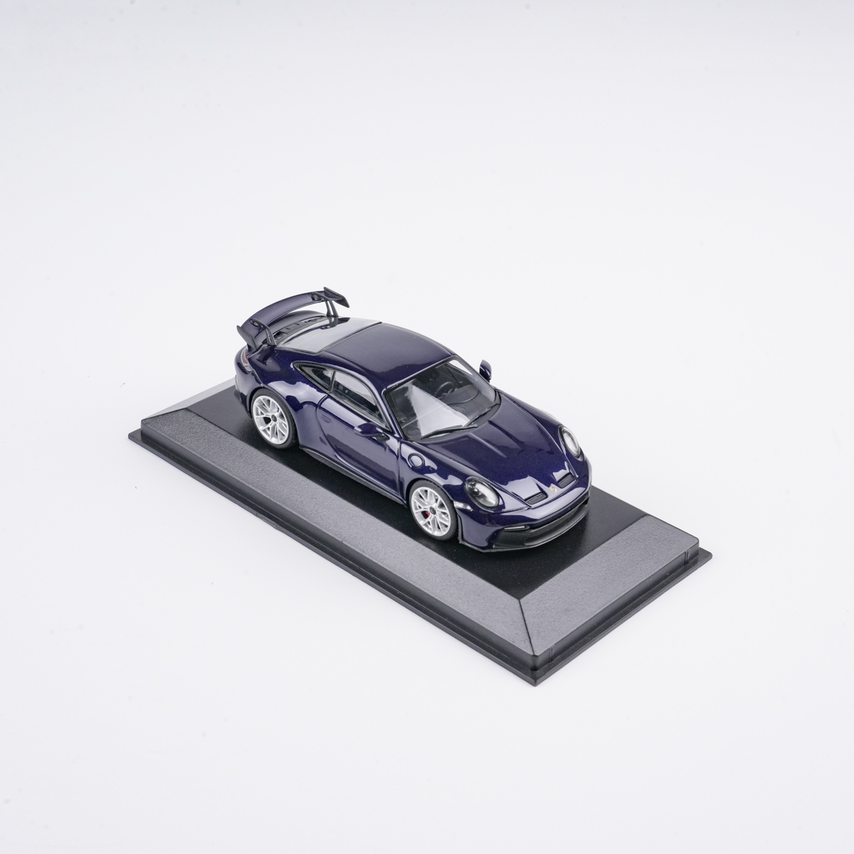 პორშე 911 (992) GT3 (2021) ლურჯი მეტალიკი ხედი 8