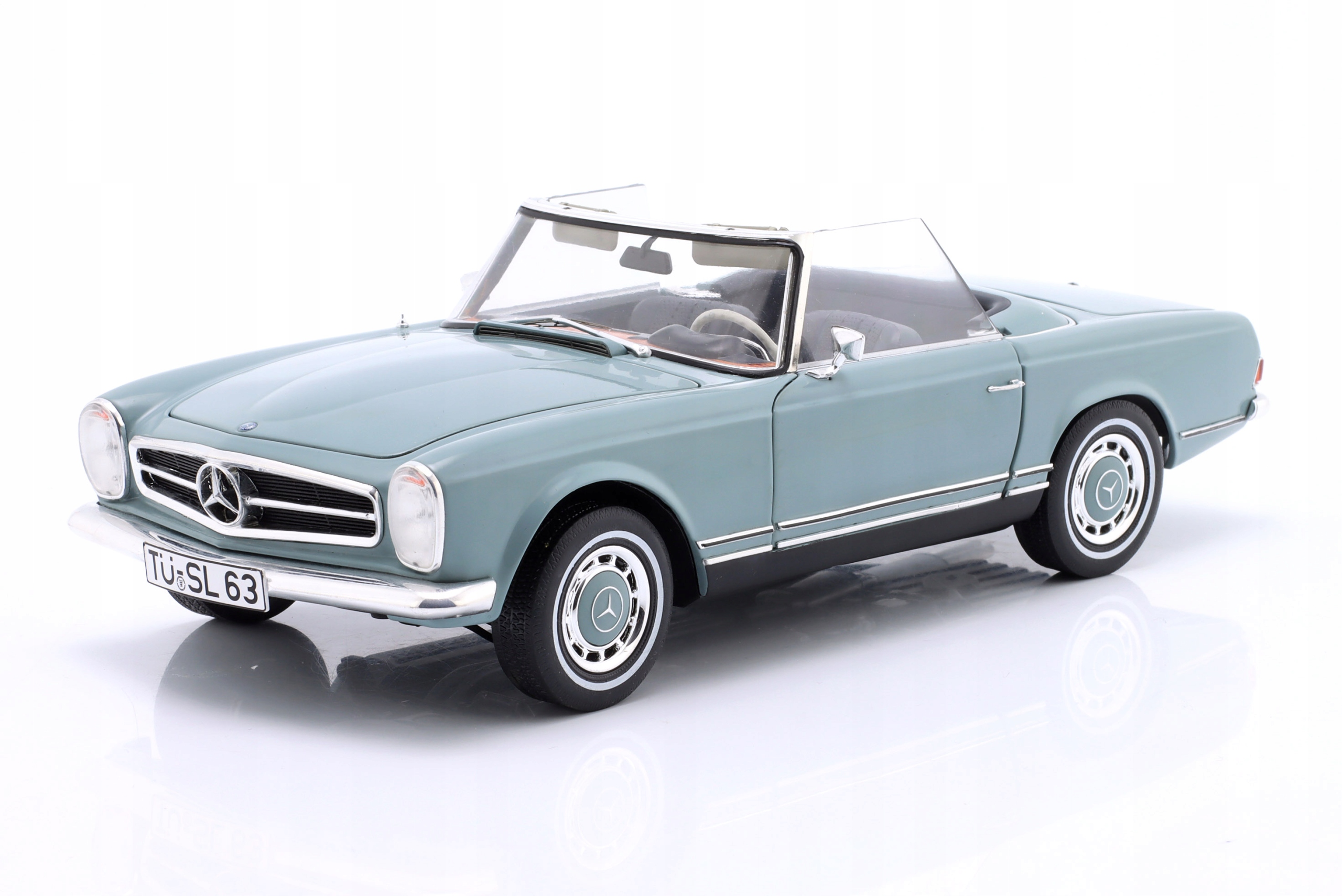 მერსედეს-ბენცი 280 SL Pagoda – 1/18 DieCast მოდელი ხედი 5