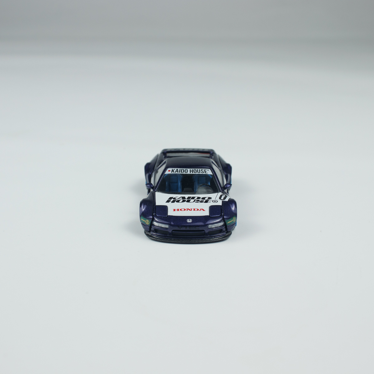 Minichamps 1:64 Honda NSX Kaido Racing V2 view 10