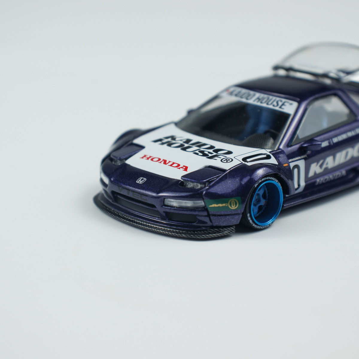 Minichamps 1:64 Honda NSX Kaido Racing V2 view 13