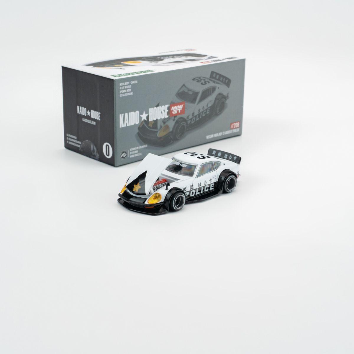 Minichamps 1:64 Nissan Fairlady Z Kaido GT Police view 1
