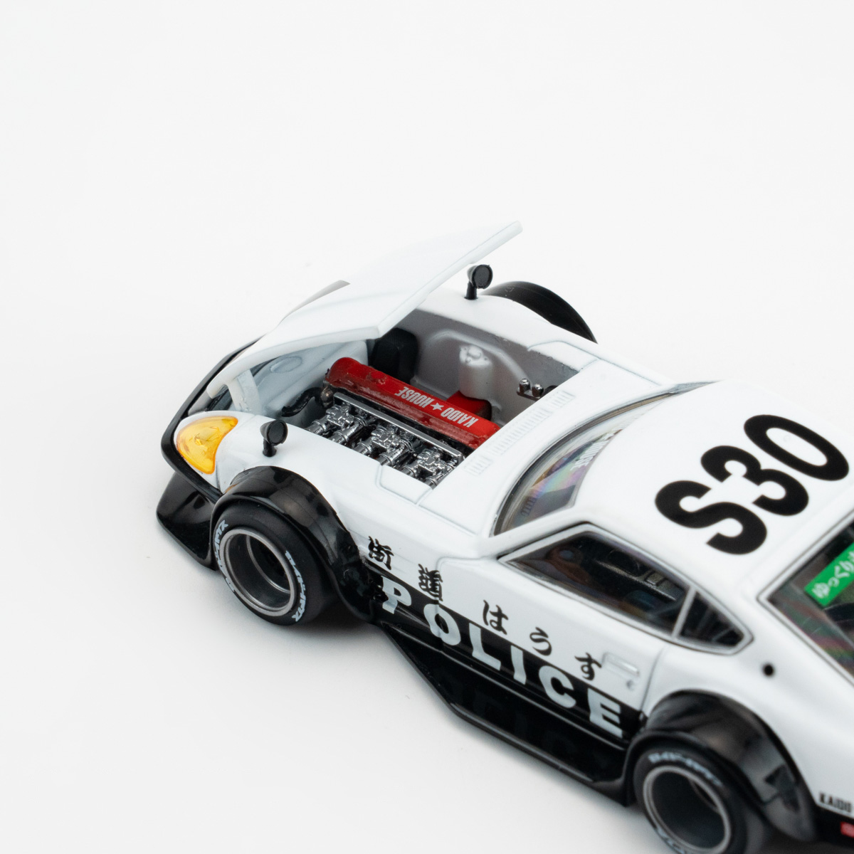 Minichamps 1:64 Nissan Fairlady Z Kaido GT Police view 9