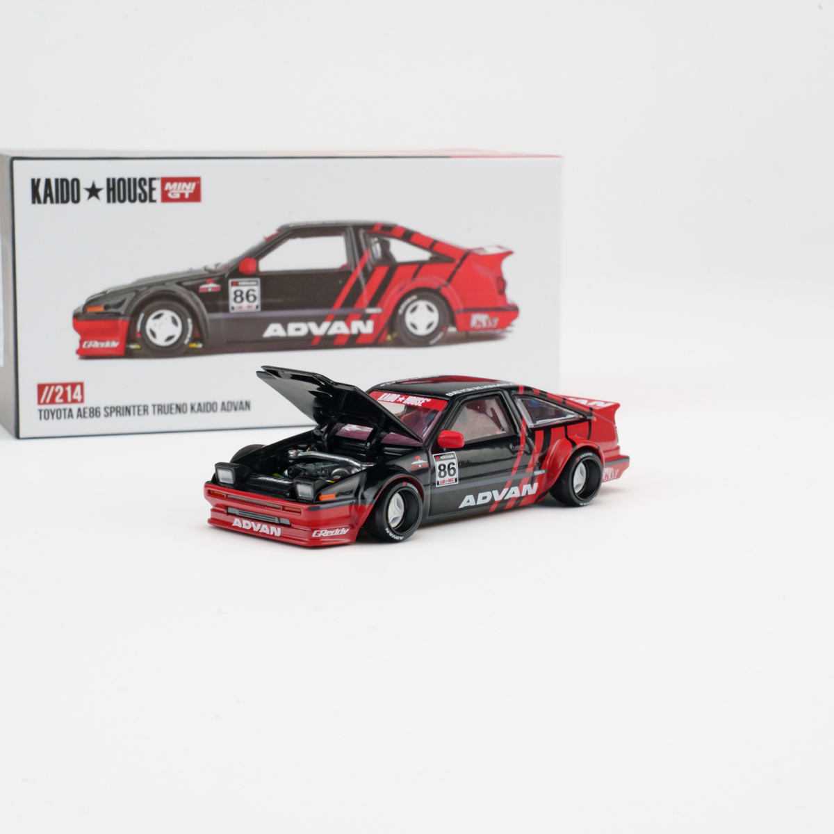ტოიოტა AE86 Sprinter Trueno Kaido Advan ხედი 1