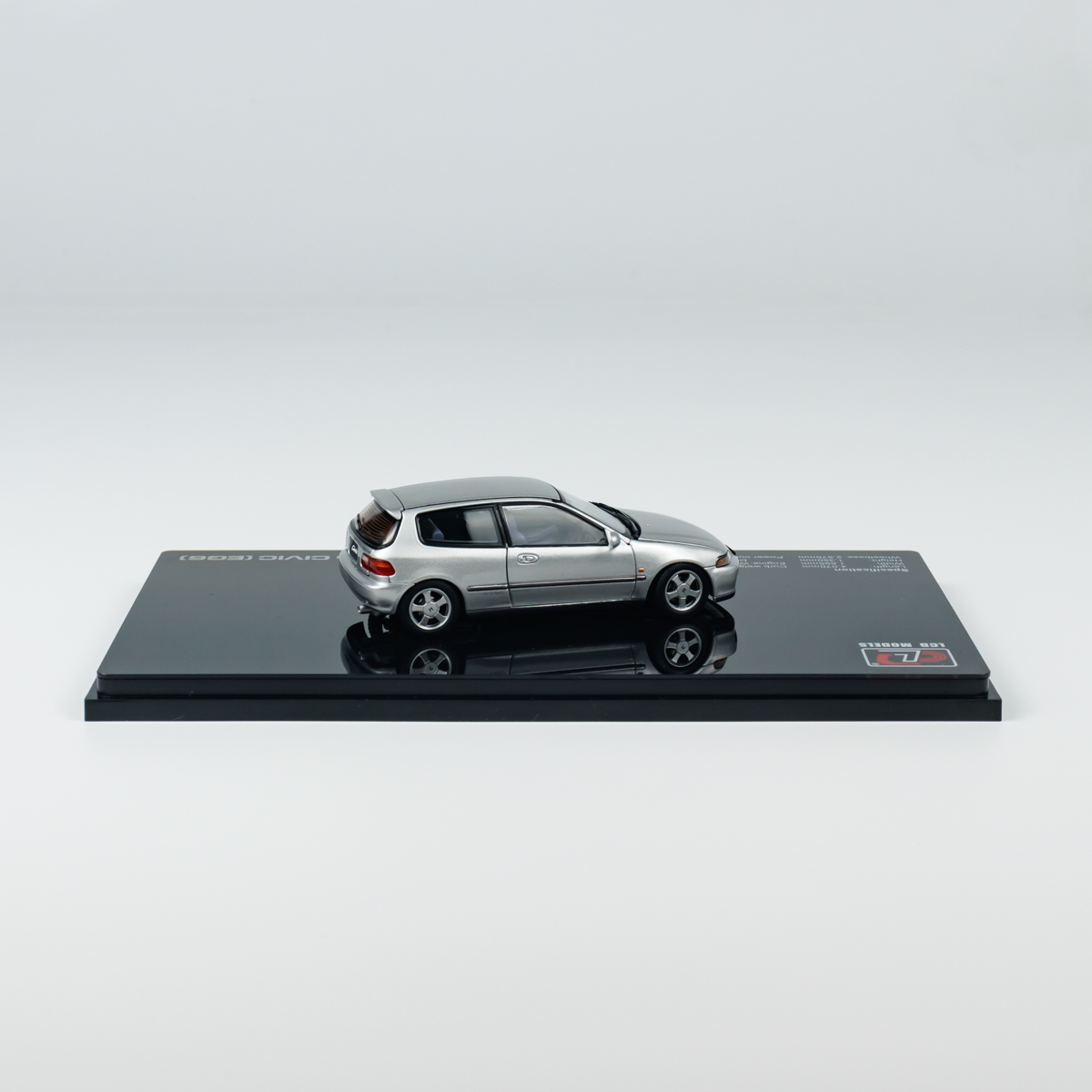 ჰონდა Civic SiR II (EG6) ვერცხლისფერი ხედი 3