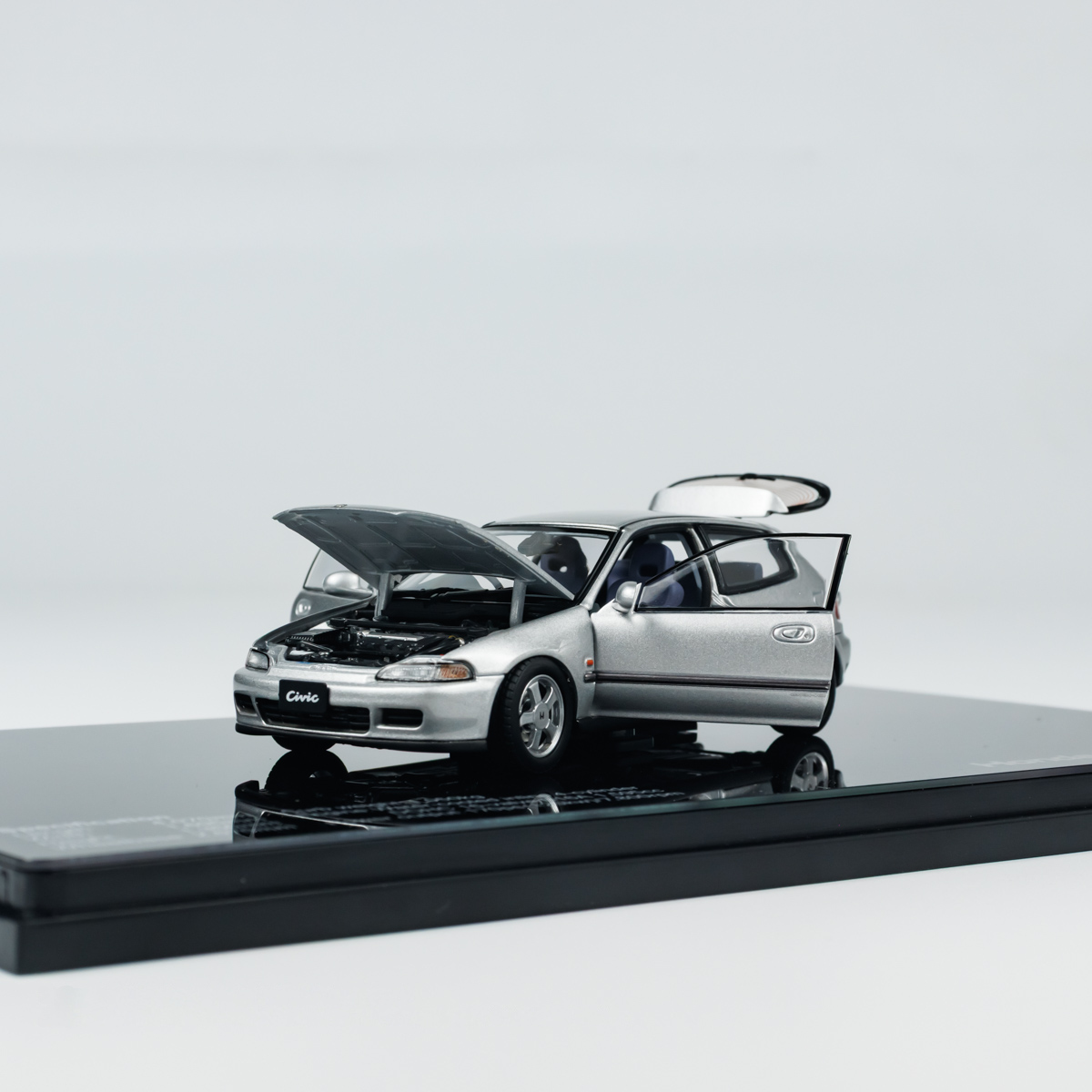 ჰონდა Civic SiR II (EG6) ვერცხლისფერი ხედი 5