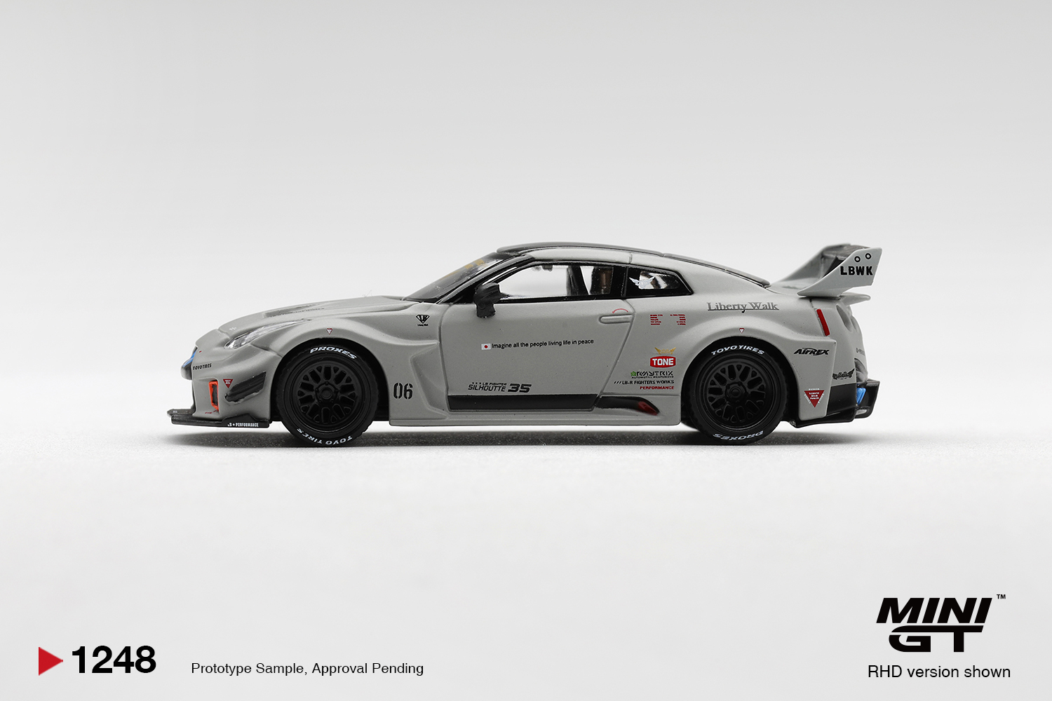 ნისანი LB-Silhouette Works GT 35GT-RR Ver.1 მქრქალი ნაცრისფერი ხედი 4