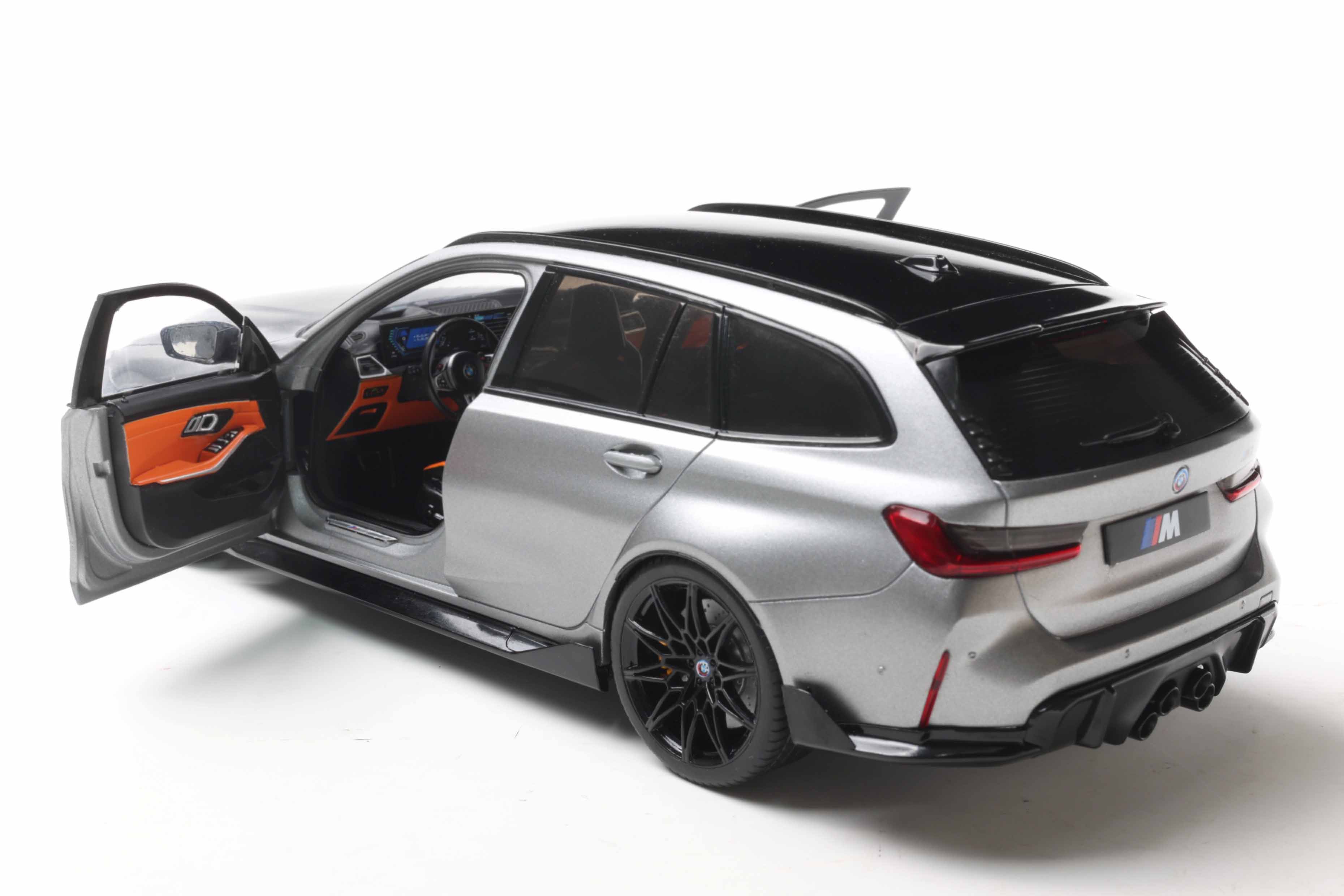 BMW M3 (G81) Touring - ნაცრისფერი ხედი 4