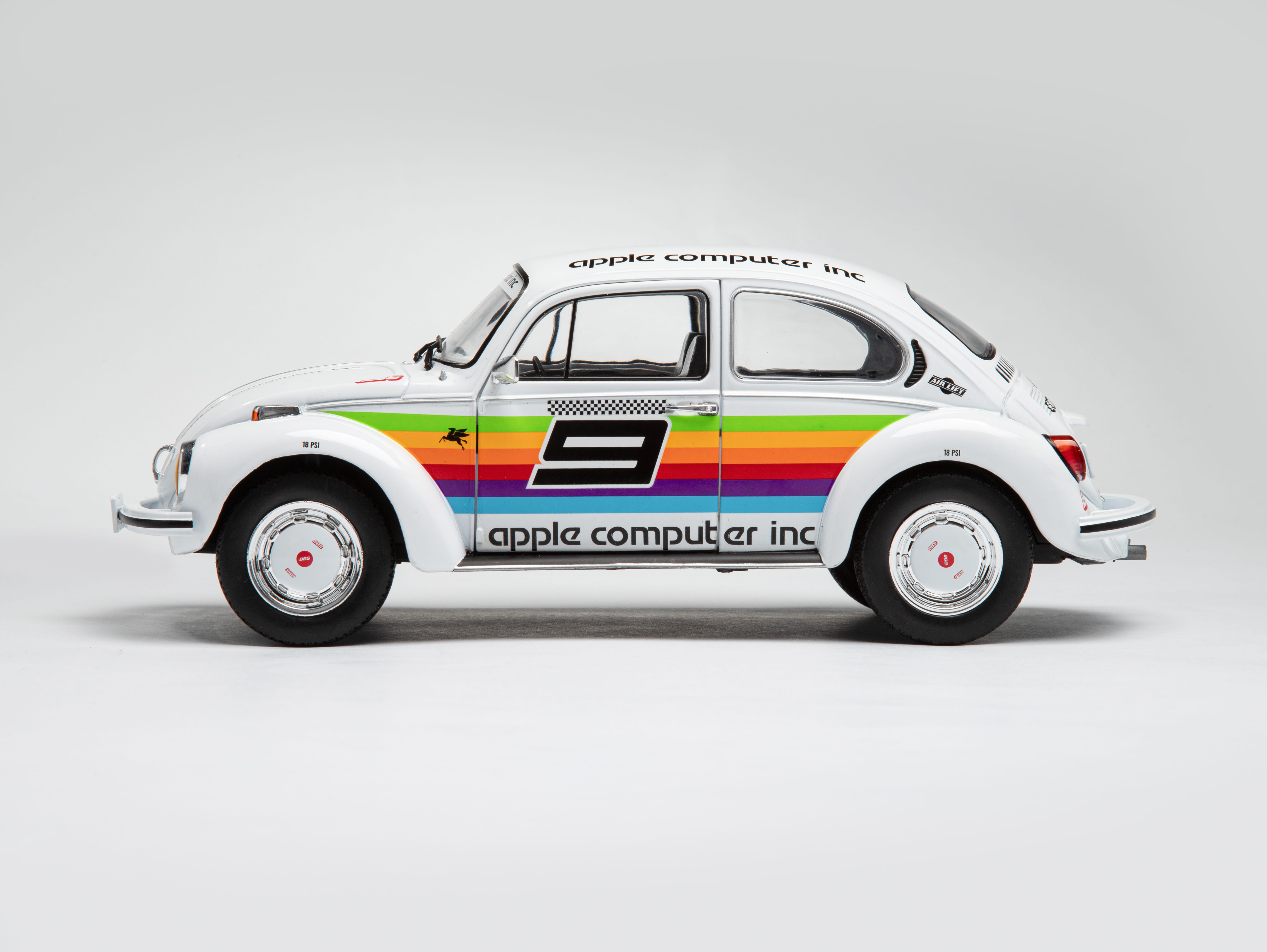 VW Beetle 1303 K3 Tribute - თეთრი ხედი 3