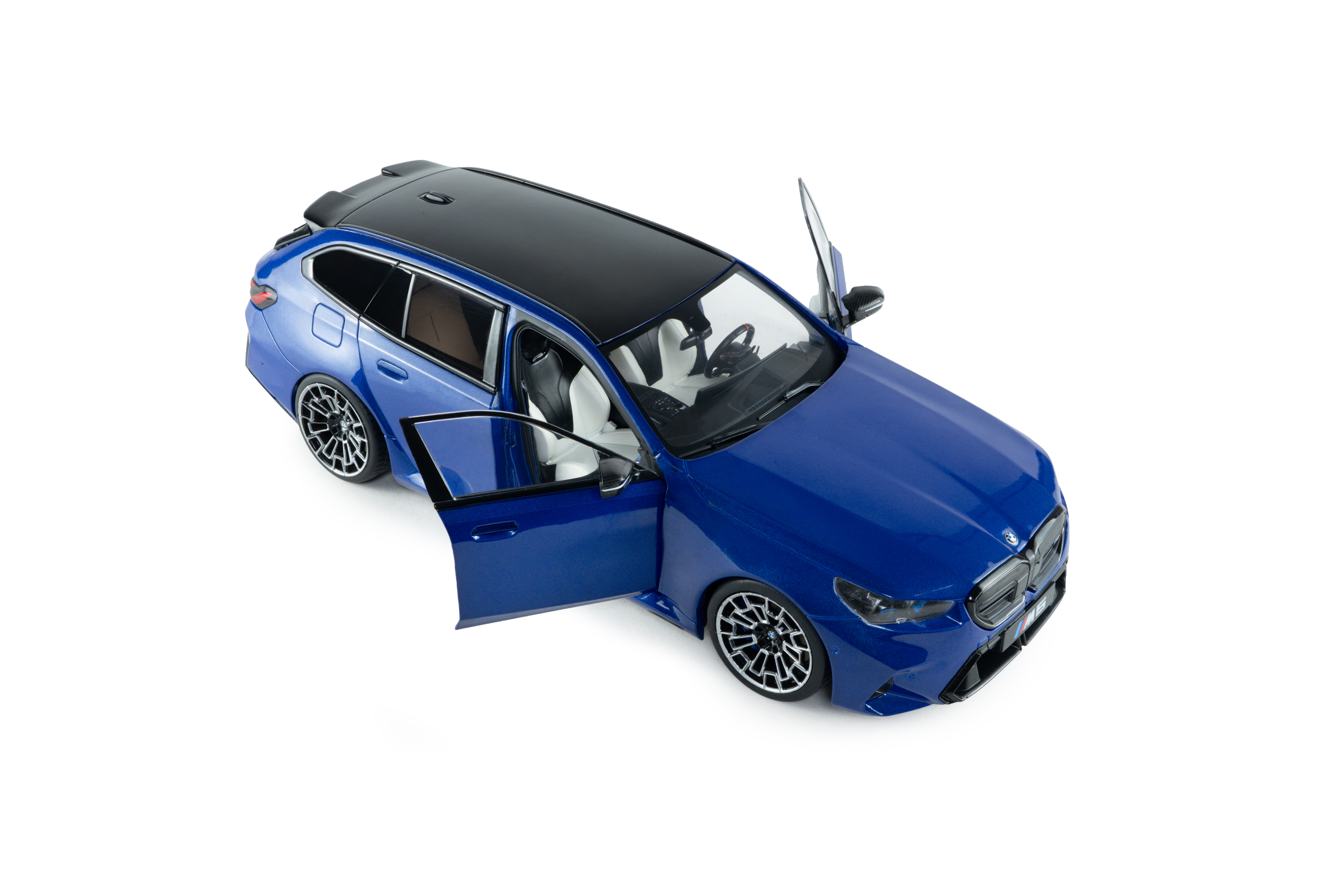 BMW M5 (G99) Touring - ლურჯი ხედი 2