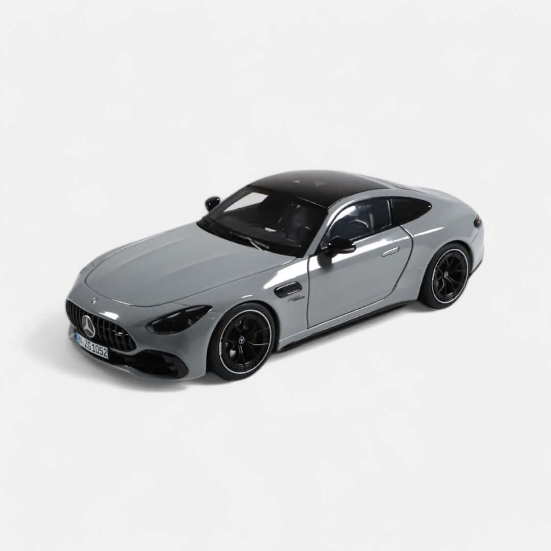 მერსედეს-AMG GT 43 – საკოლექციო მოდელი ხედი 1