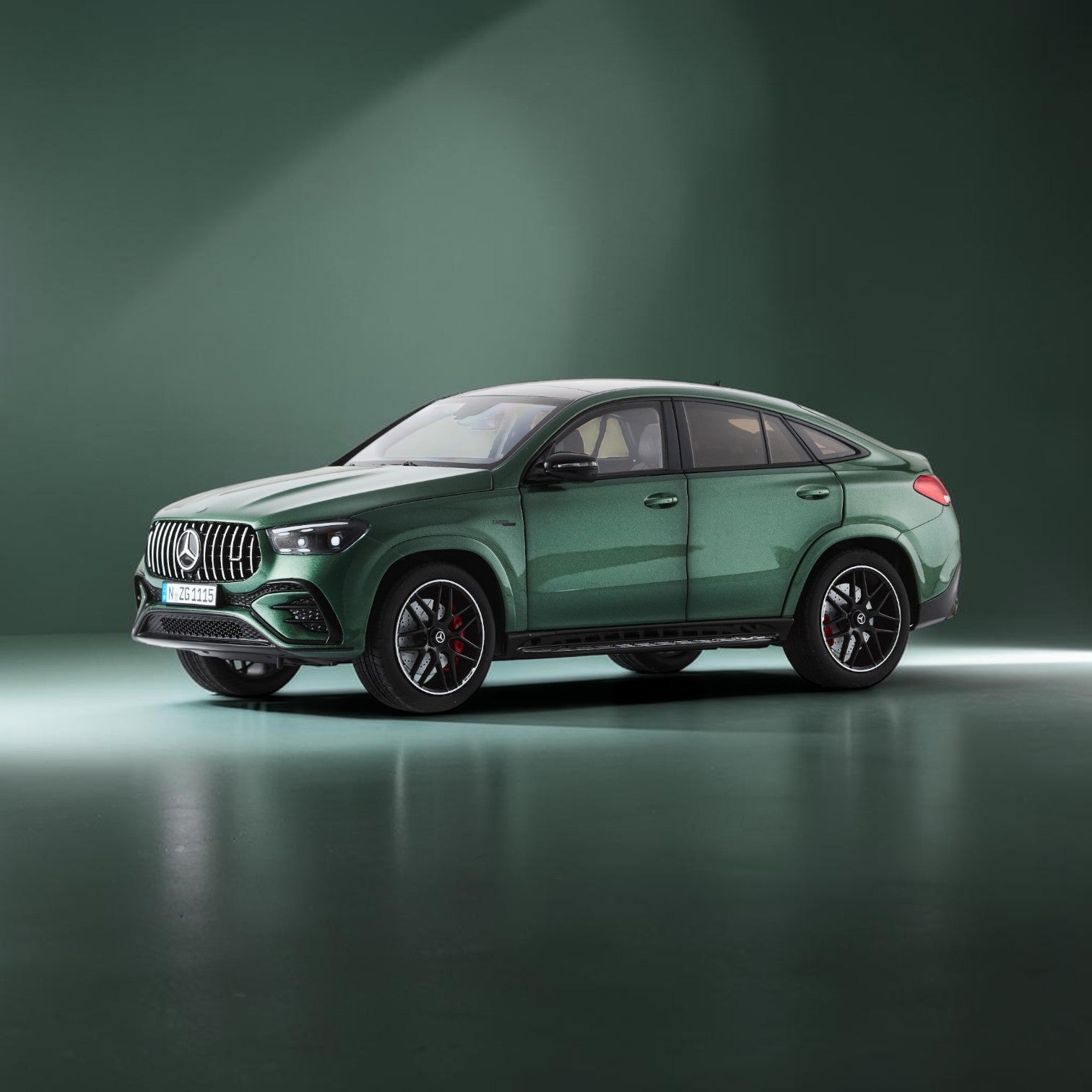მერსედეს-AMG GLE 53e Coupé – საკოლექციო მოდელი ხედი 1