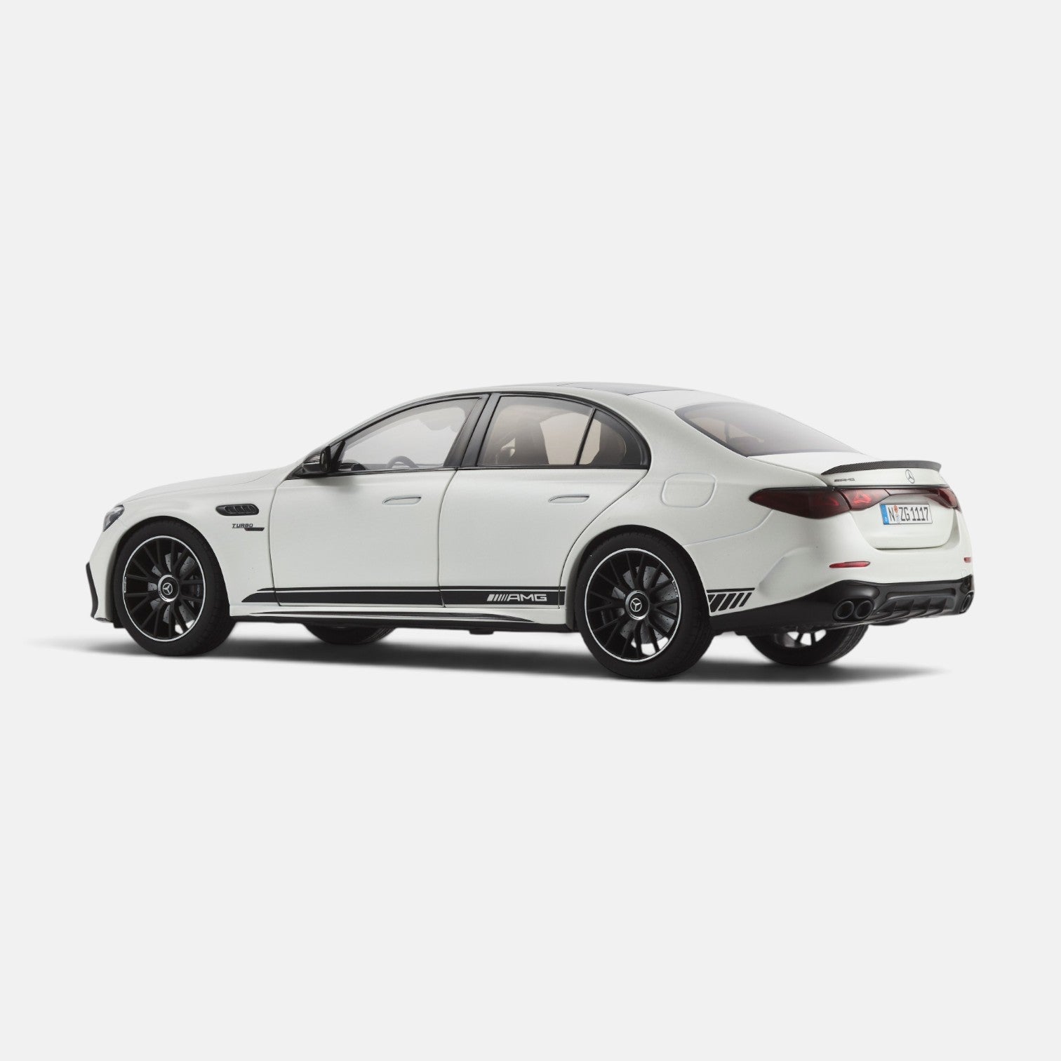 მერსედეს-AMG E 53 Hybrid 4MATIC+ Limousine – საკოლექციო მოდელი ხედი 3