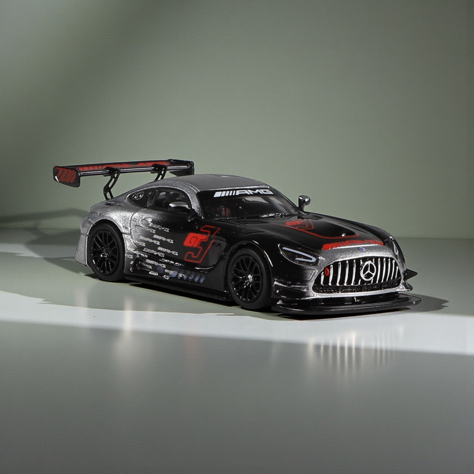 მერსედეს-AMG GT3 EVO Presentation – საკოლექციო მოდელი ხედი 1