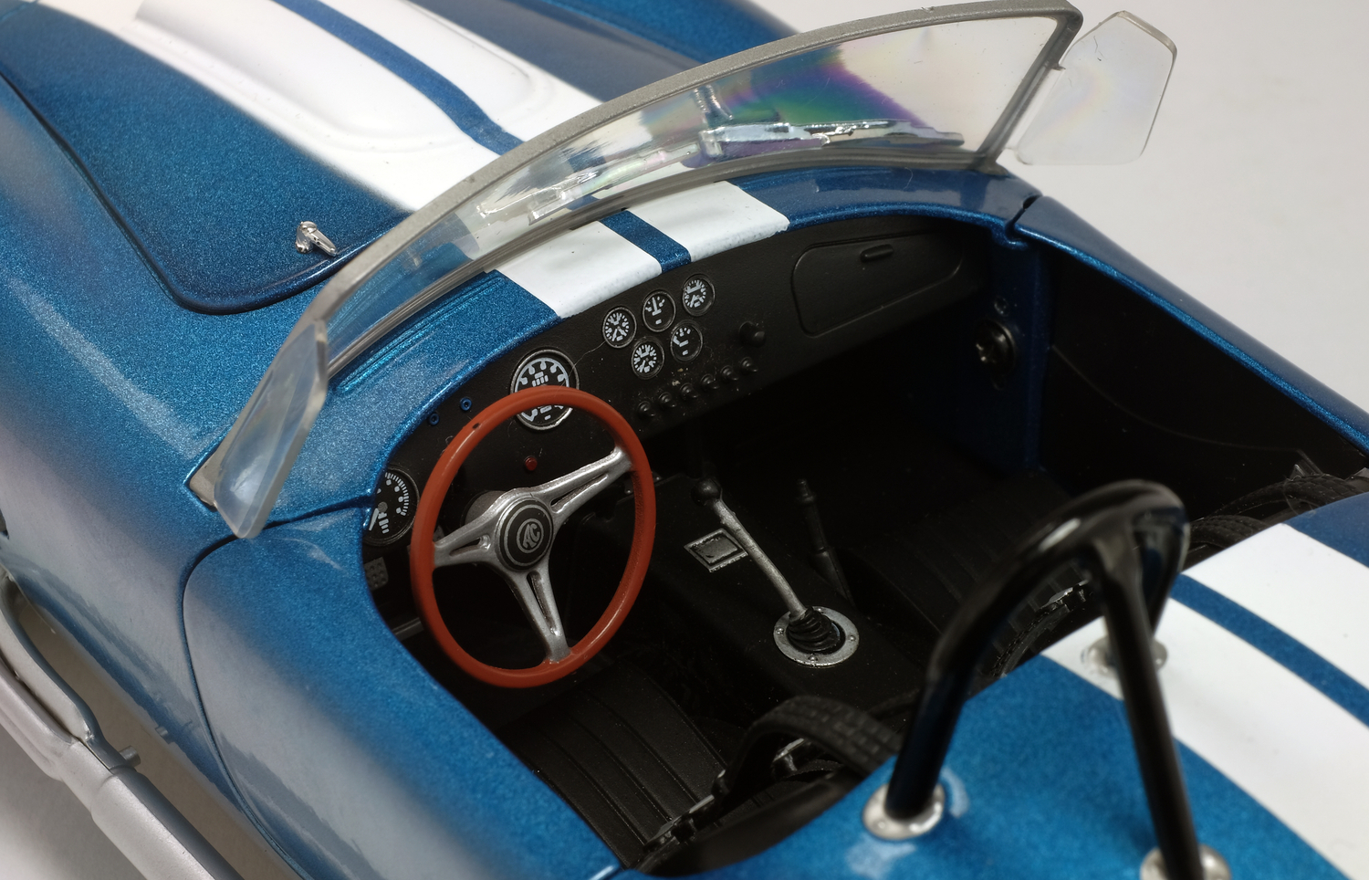 AC Cobra 427 MKII (1965) – კლასიკური მოდელი ხედი 22