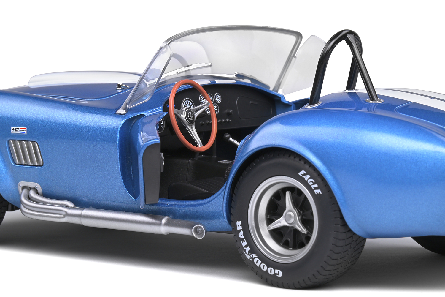 AC Cobra 427 MKII (1965) – კლასიკური მოდელი ხედი 8