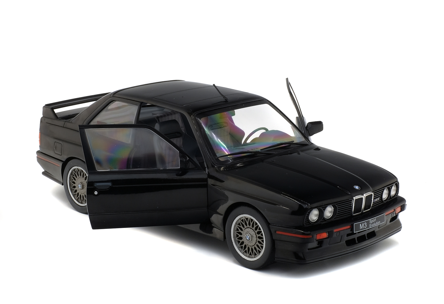 BMW M3 Sport Evo – კლასიკური მოდელი ხედი 6