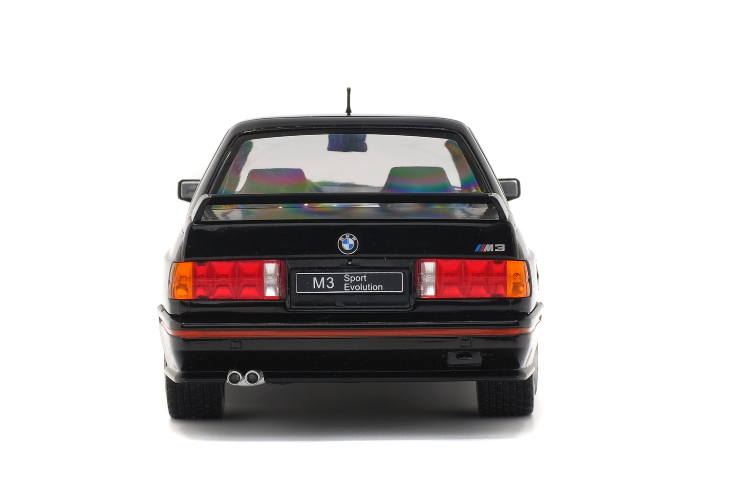 BMW M3 Sport Evo – კლასიკური მოდელი ხედი 8