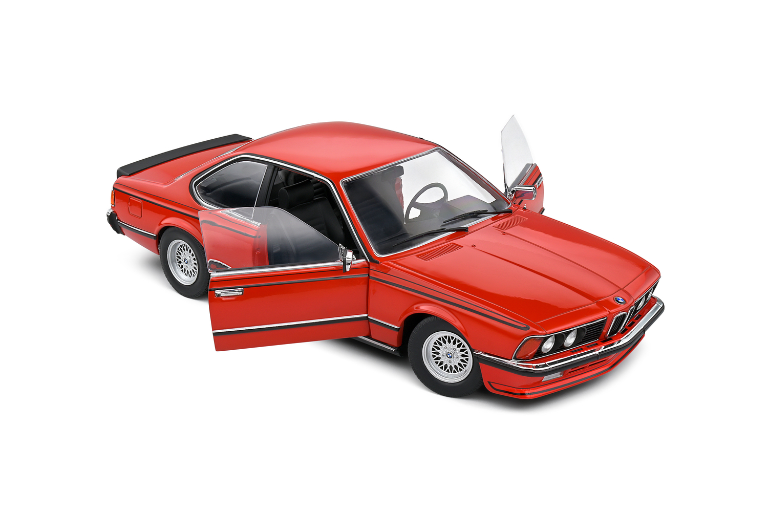 BMW 635 CSI (E24) – კლასიკური მოდელი ხედი 4