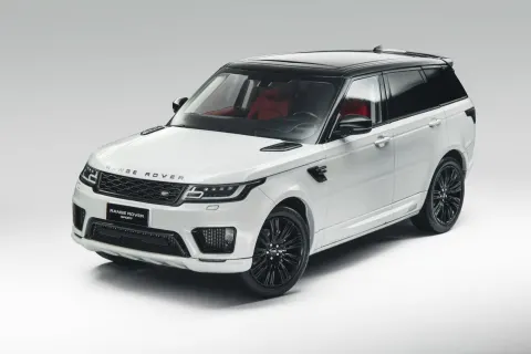 Range Rover Sport 1:18 – Metallic White საკოლექციო მოდელი